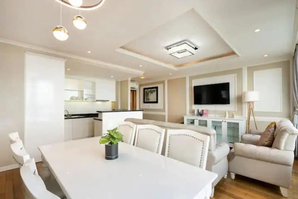 Salute de Leman Luxury Apartment