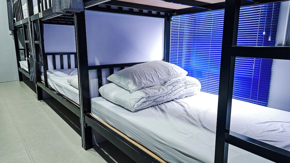 Today sleep hostel