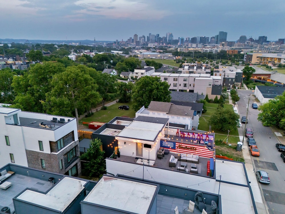 Rooftop Deck Shuffleboard BBQ Near Downtown