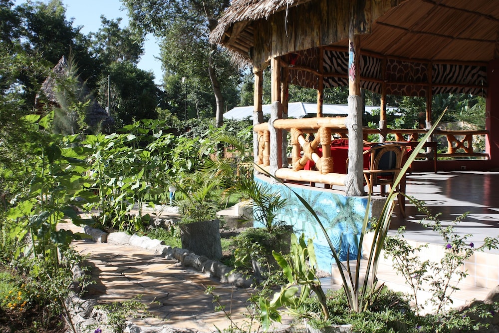 The Vijiji Center Lodge and Safari