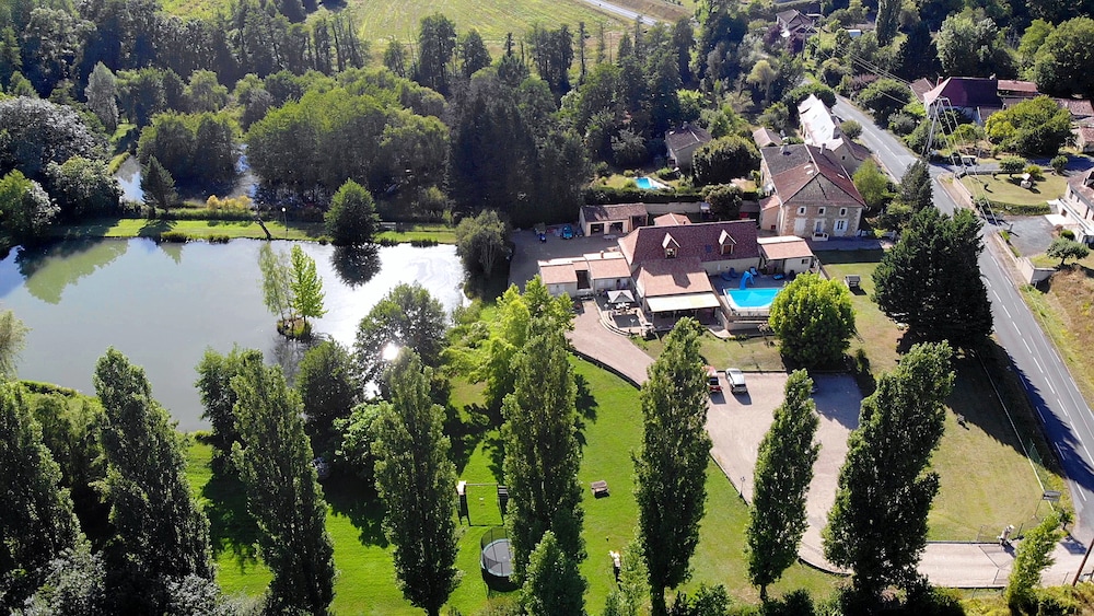Le Domaine de l'Etang de Sandanet
