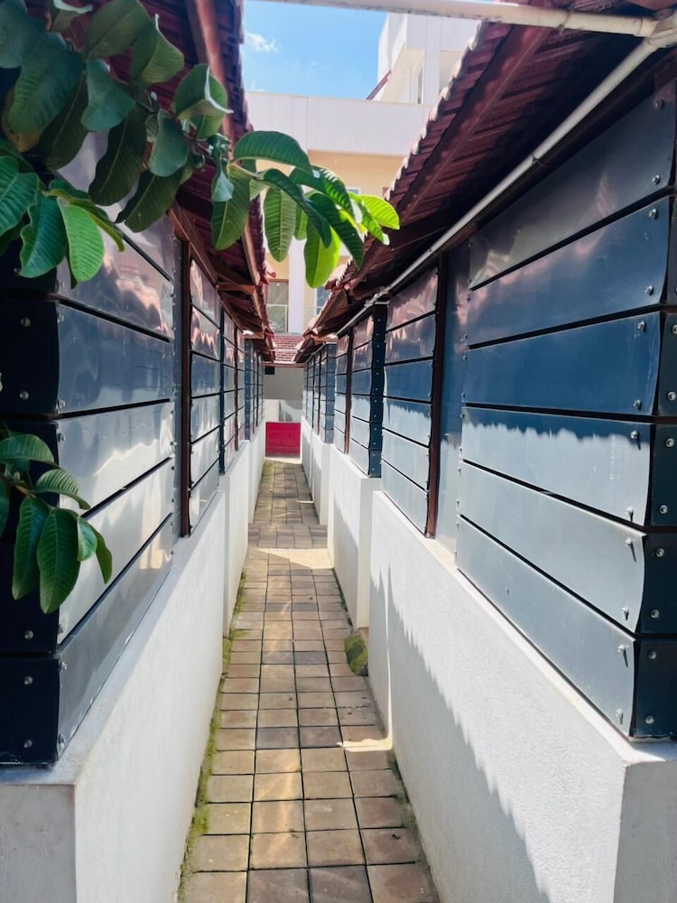 HOTEL KABAB JUNCTION