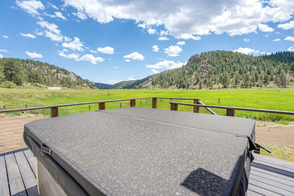 Creekside Florrisant Hideaway - Great for Anglers!