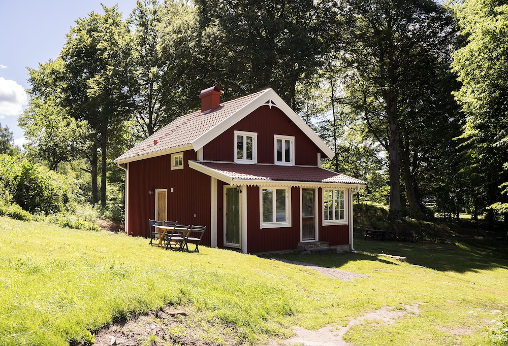 Anfasteröd Gårdsvik