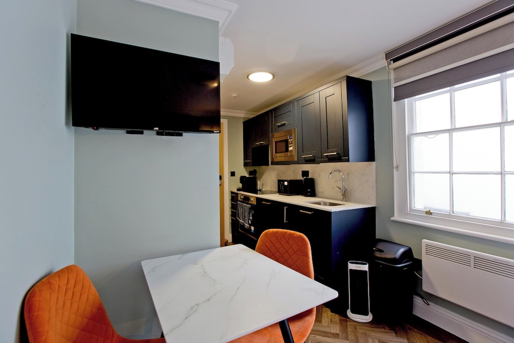 Imperial York Street Apartments
