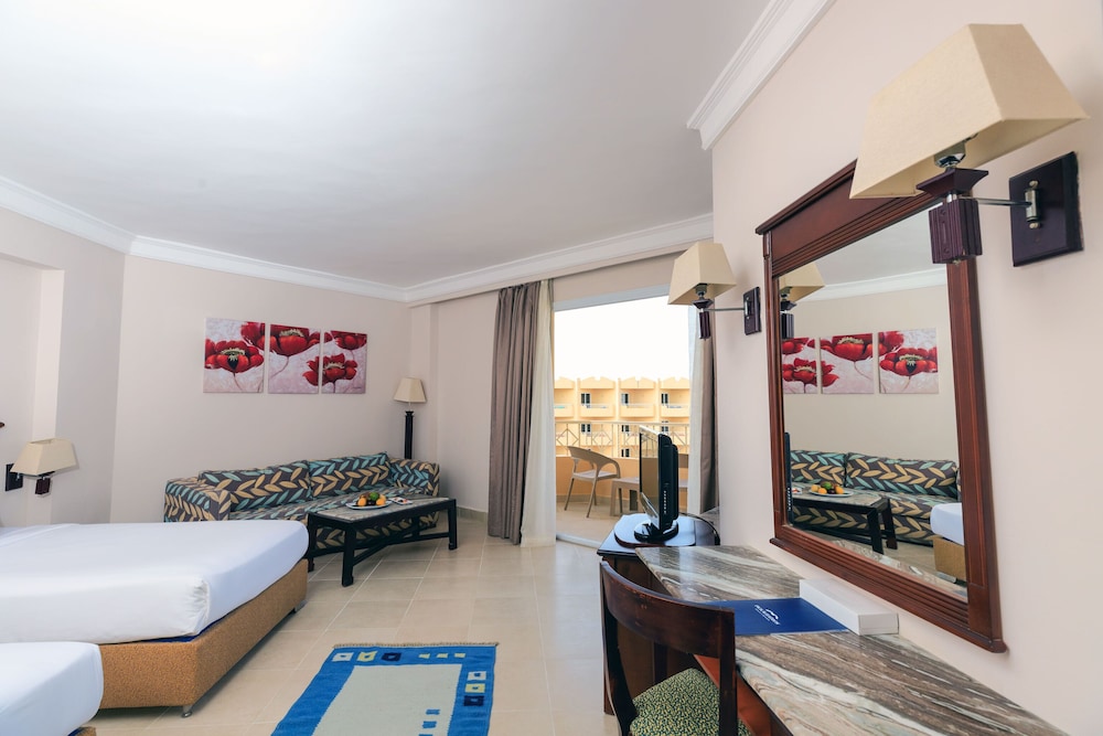 Amwaj Beach Club Abu Soma