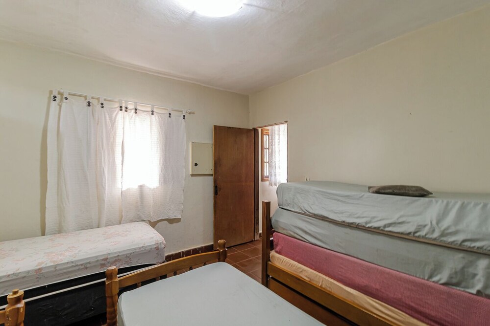 Ch Cara c Wifi Churrasq Pisc Lazer pet Friendly