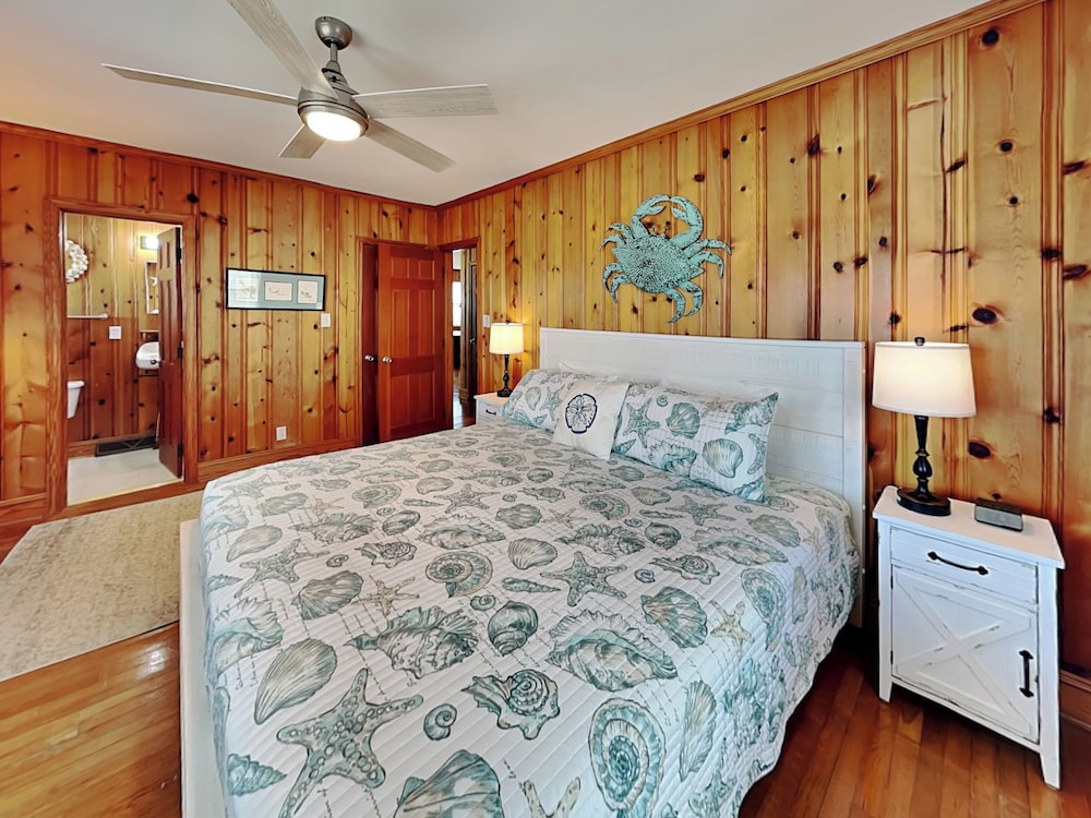 The Caroline by Topsail Realty