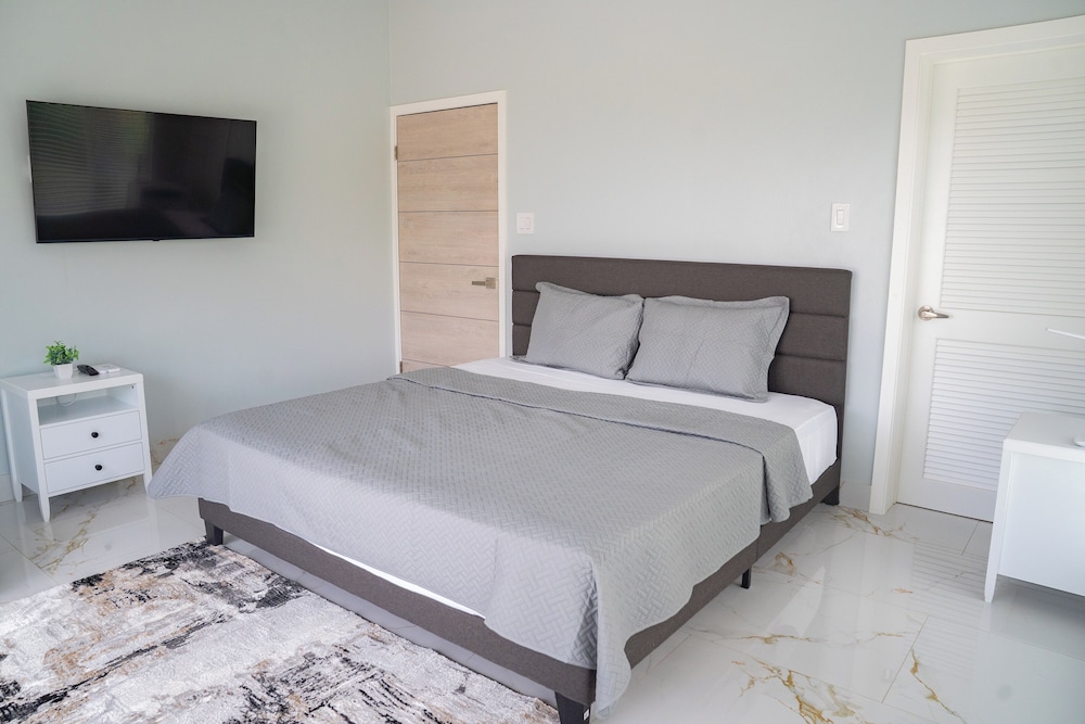 Paradise Suite