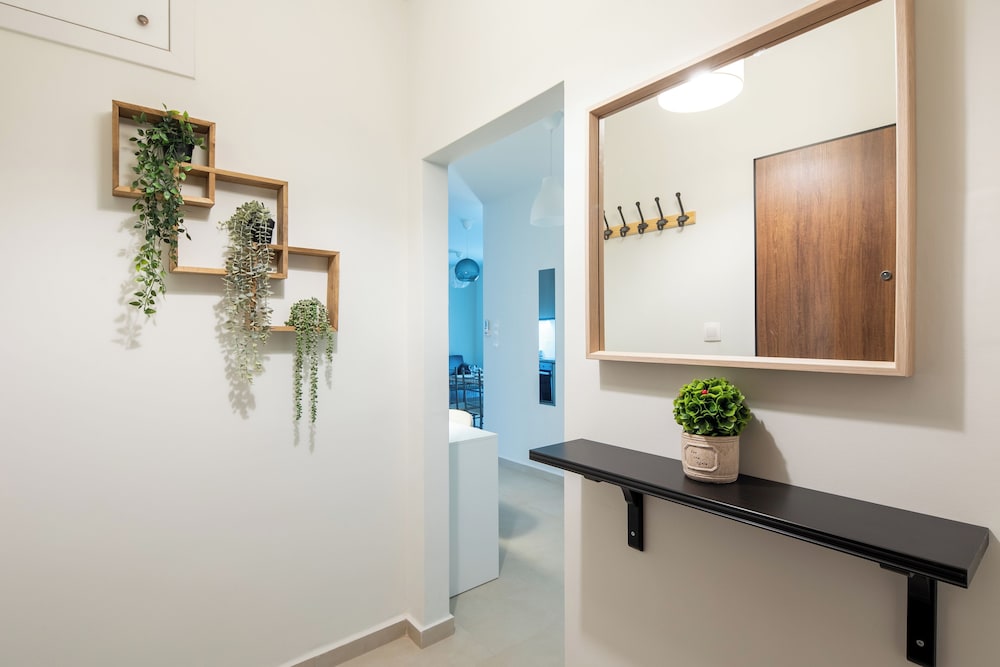 Theai 1-Bedroom Apartment in Athens