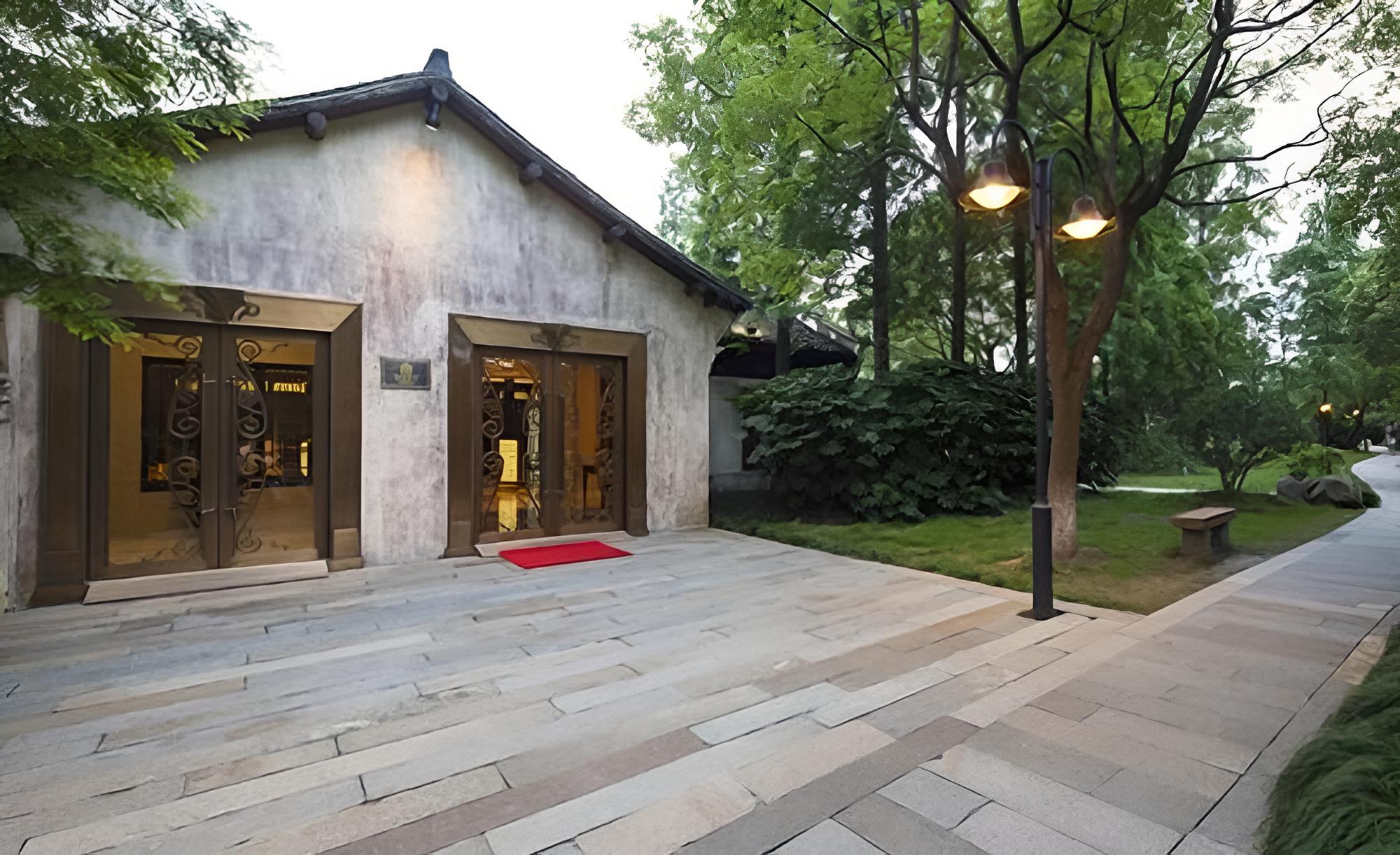 Eden Clubhouse