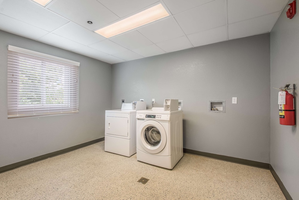 Americas Best Value Inn - Knoxville East