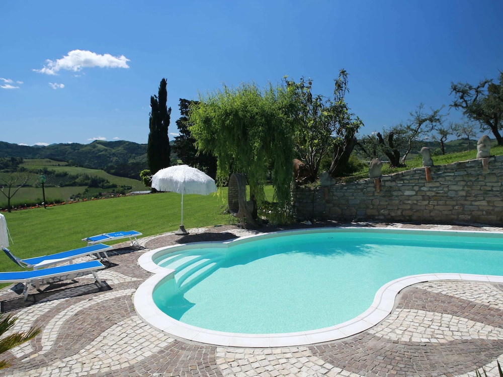 Heart of Emilia-romagna Apartment photo 2