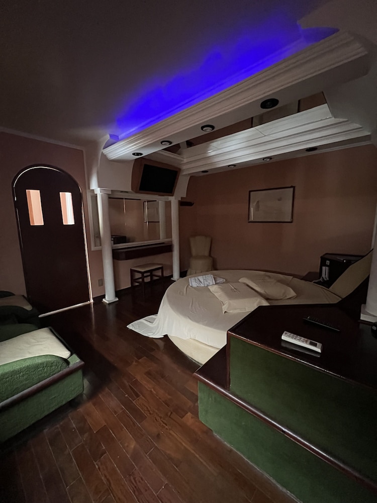 Espacial Motel
