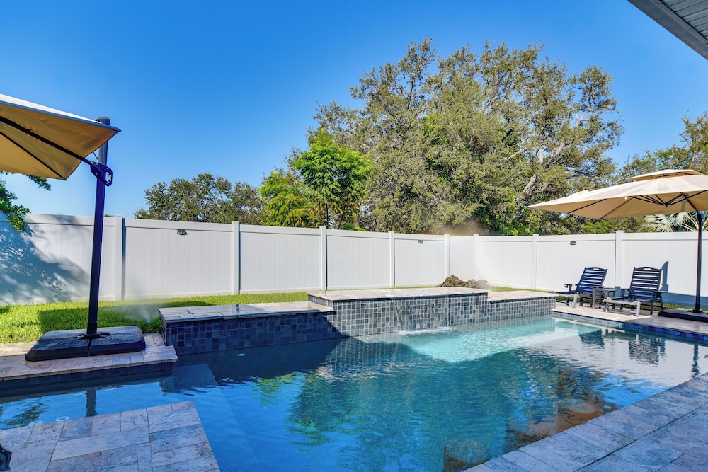 Pool Heat Included! Seminole Getaway w/ Game Room