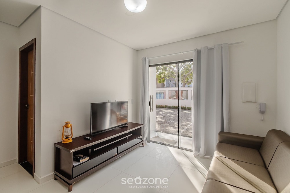 Apartments in Condominium With Pool - Porto Seg. - PTR