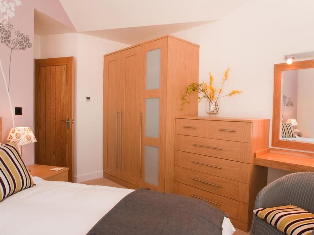 Quay Lodge view 5