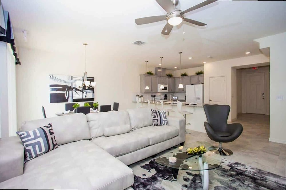 Unforgettable Family Stay 4Bd Gameroom by Disney