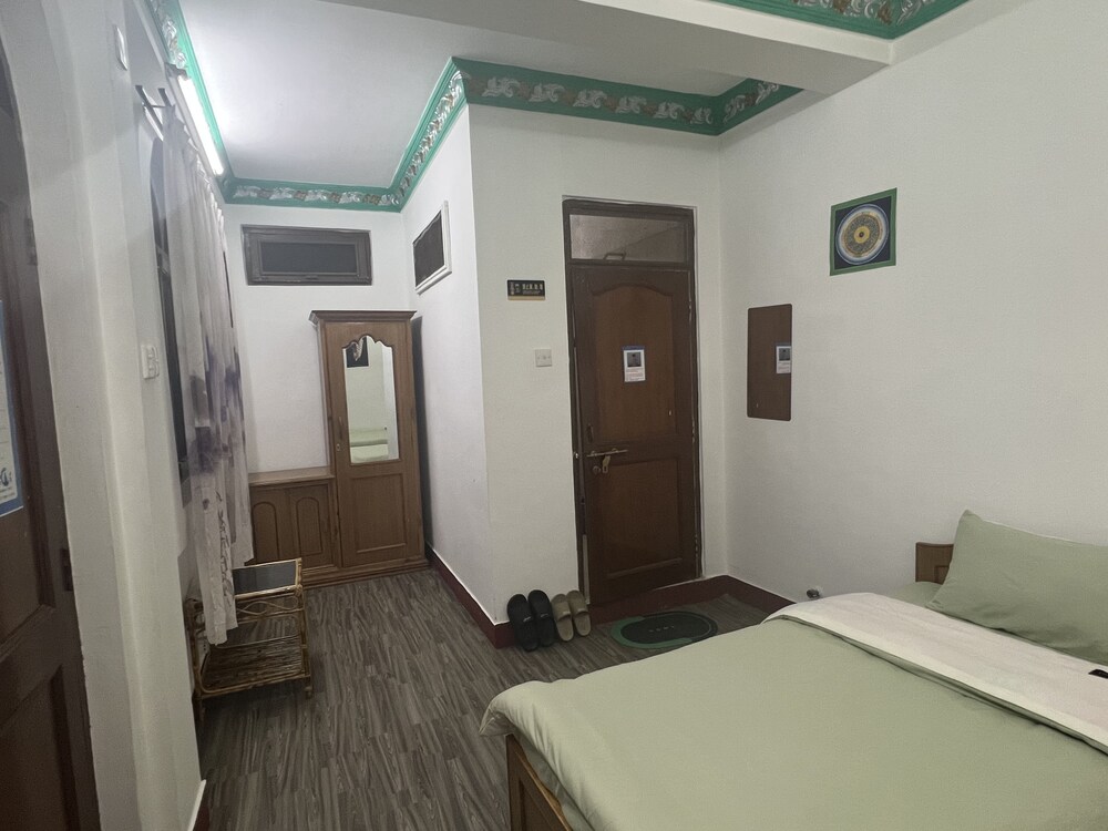 Photo 7