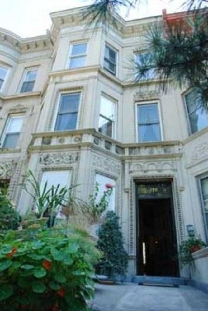 Parkside Bed & Breakfast view 3
