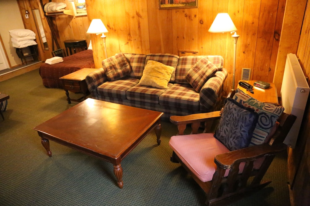 Plymouth Vacations - Salt Ash Inn - Property Image 72