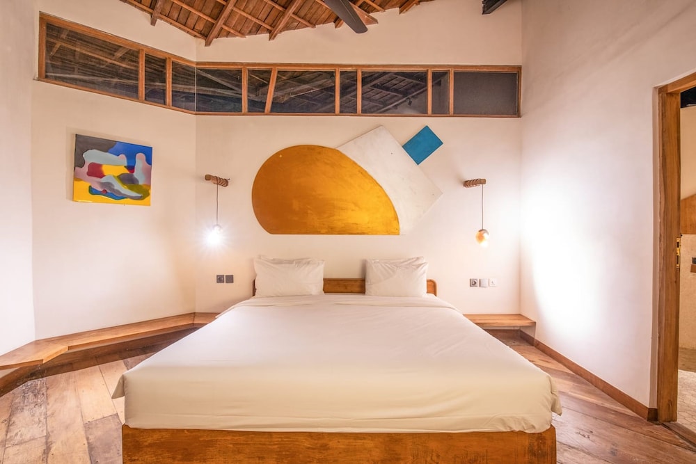 BA Villa 9 1 BR Villa 800m to Echo bea Elegant 1-br Villa With Pool 800m to Echo Beach