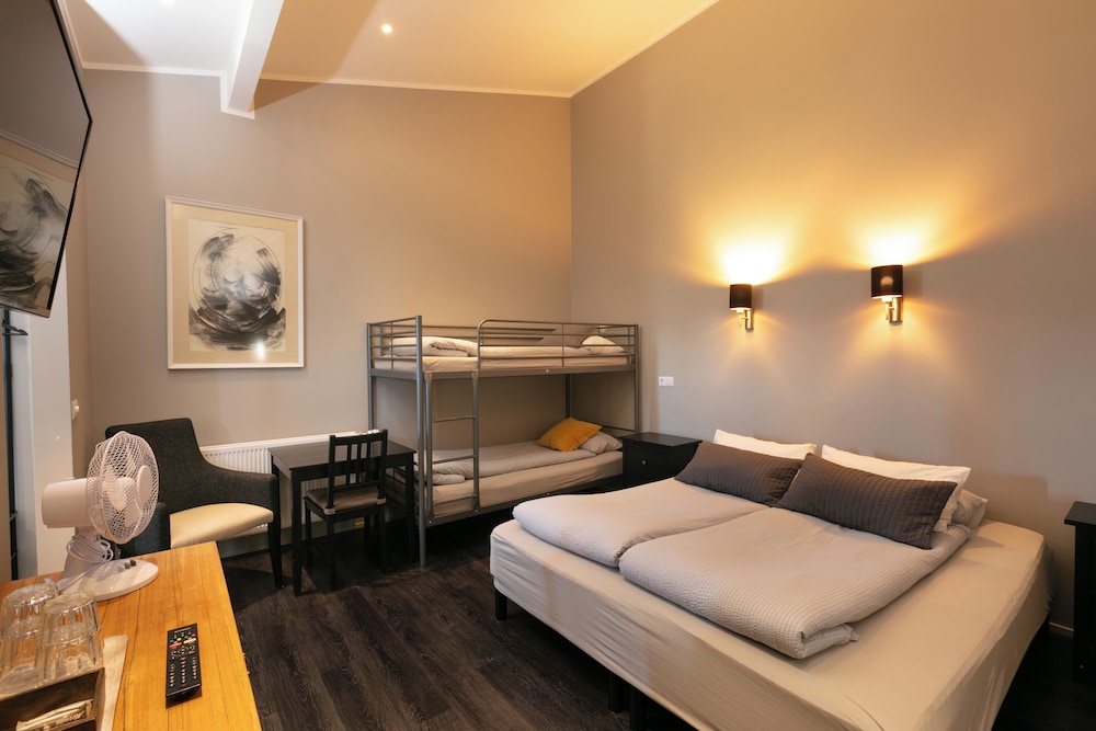 Karuna Guesthouse