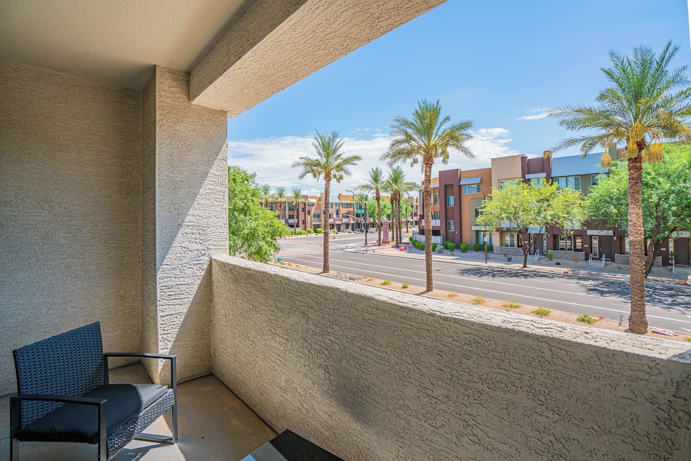 ROVE LIVING/KB - Zone Westgate