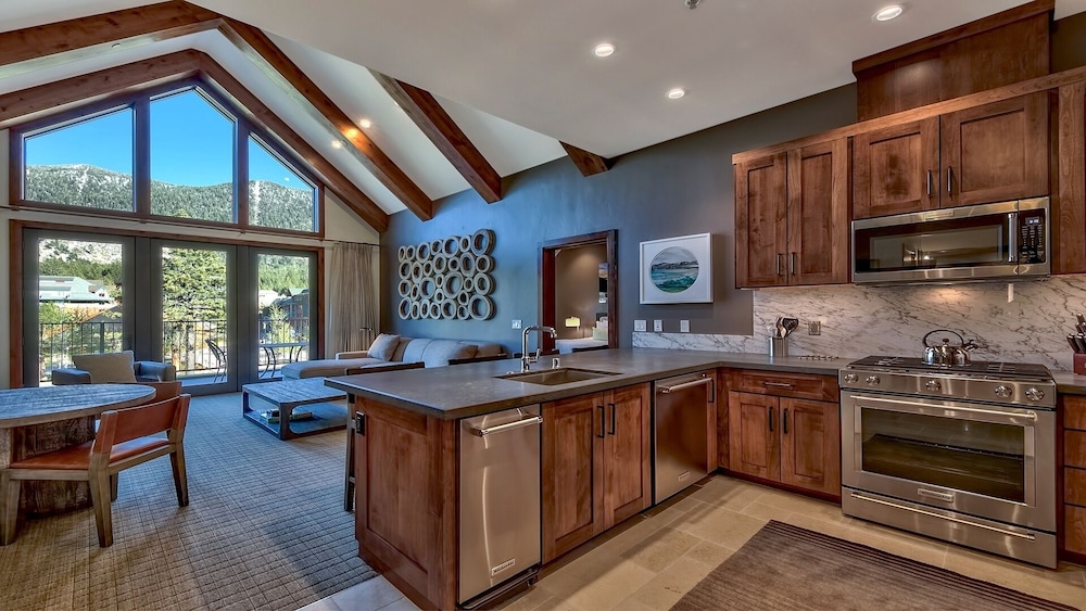Lake Tahoe Vacations - Zalanta 319 - HVHI by RedAwning - Property Image 16
