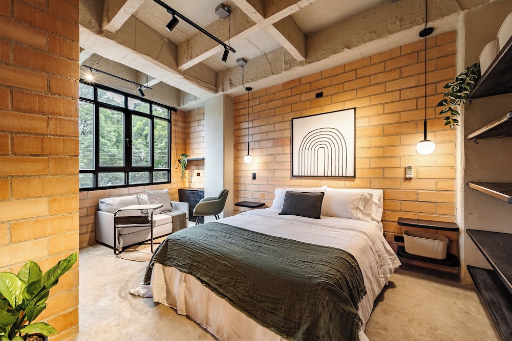 Otalu Suites