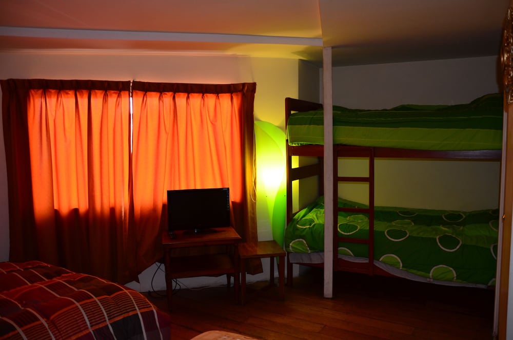 Hospedaje Keros Bed & Breakfast