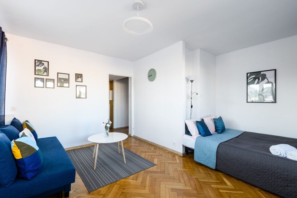 Zgoda 13 Apartment