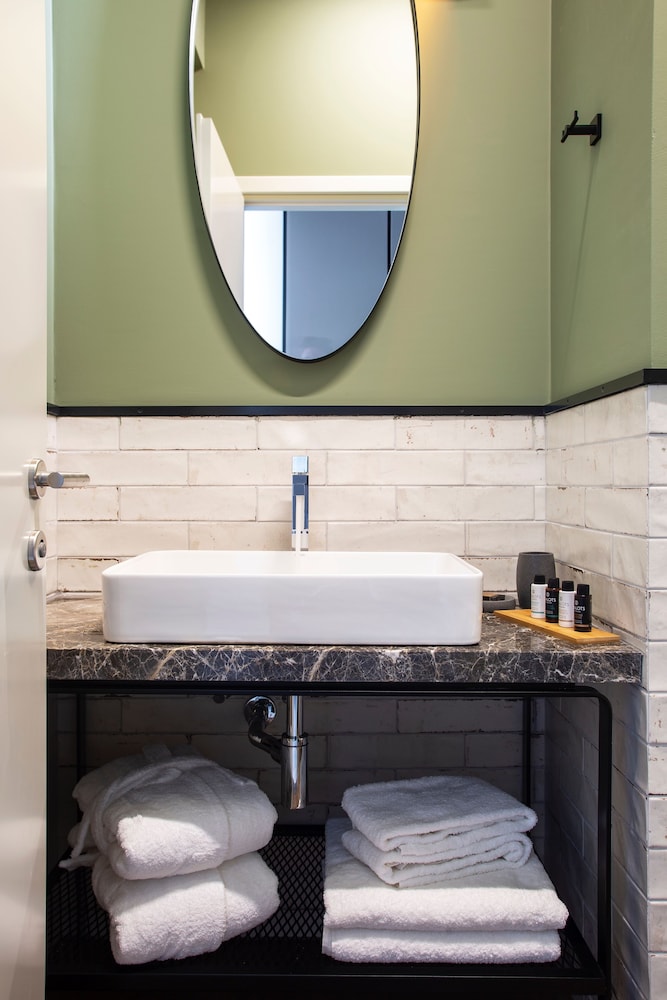 The Foundry Suites