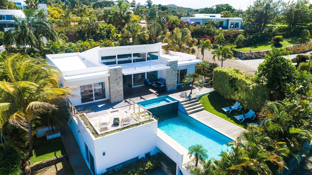 Villas Agua Dulce