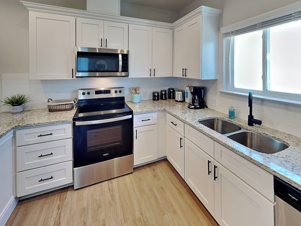 Coastal Zest by Silver Sands Vacation Rentals