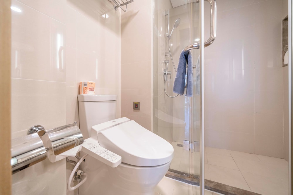 Tyms 1BR APT Huijing Garden