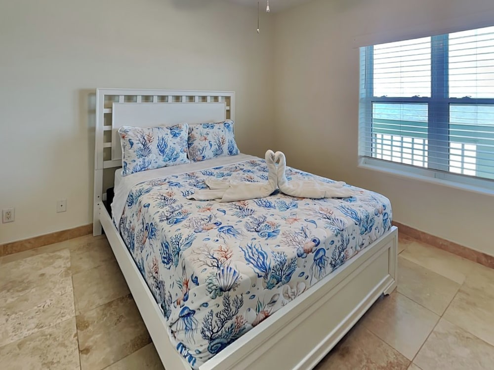 Sea Breeze by Ryson Vacation Rentals