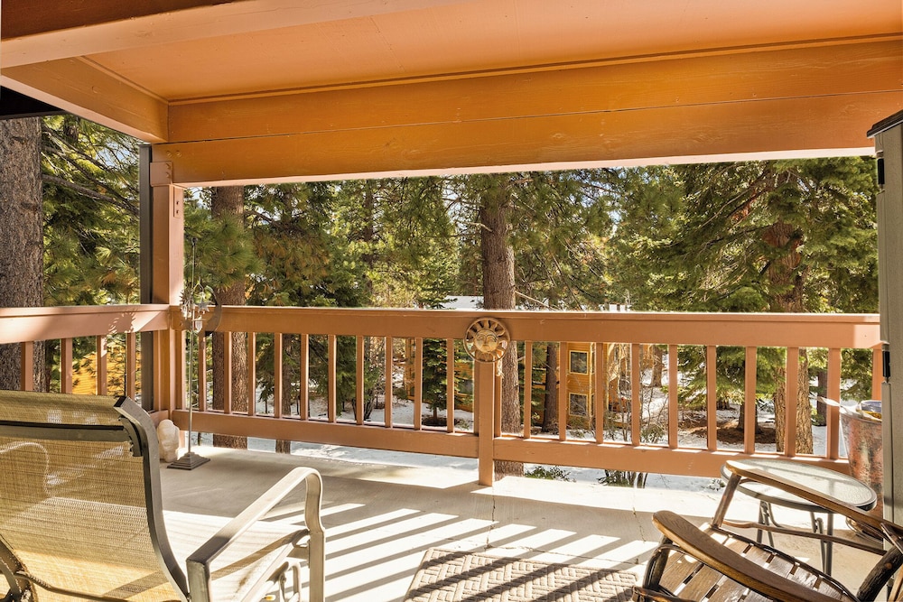 Sierra Pines Retreat Sleeps 6!