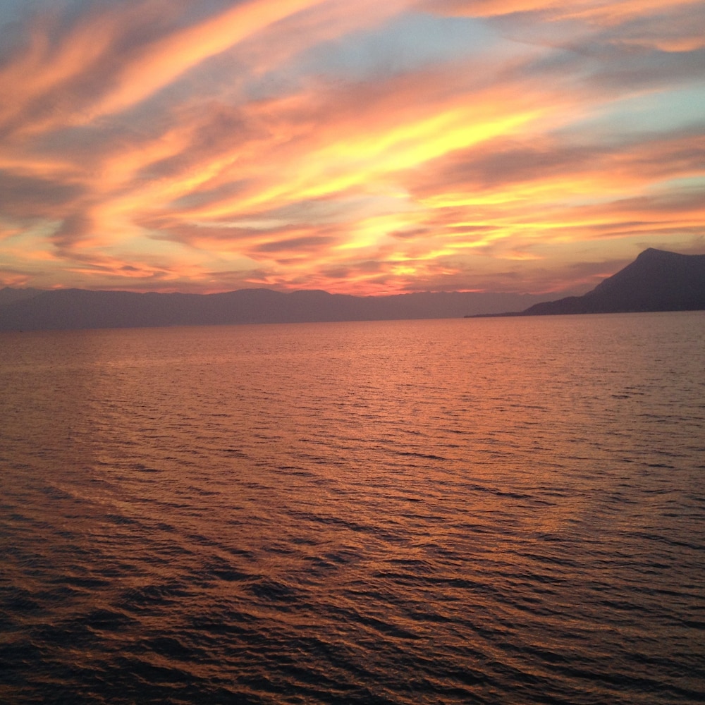 Maravellia Art Hotel - Property Image 17