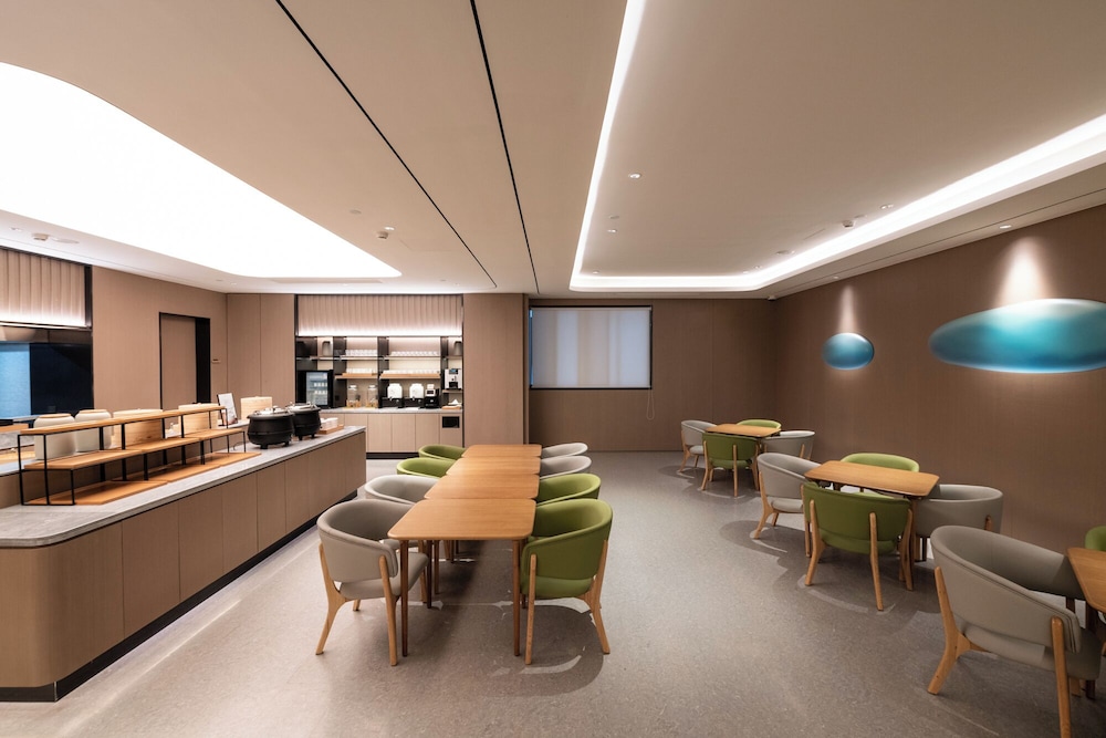 Ji Hotel Shanghai Pudong Airport Free Trade Zone