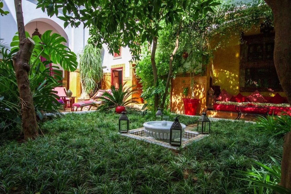 Riad Dombaraka