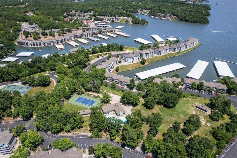 Stunning Main Channel Views, Screened Deck, & Pool