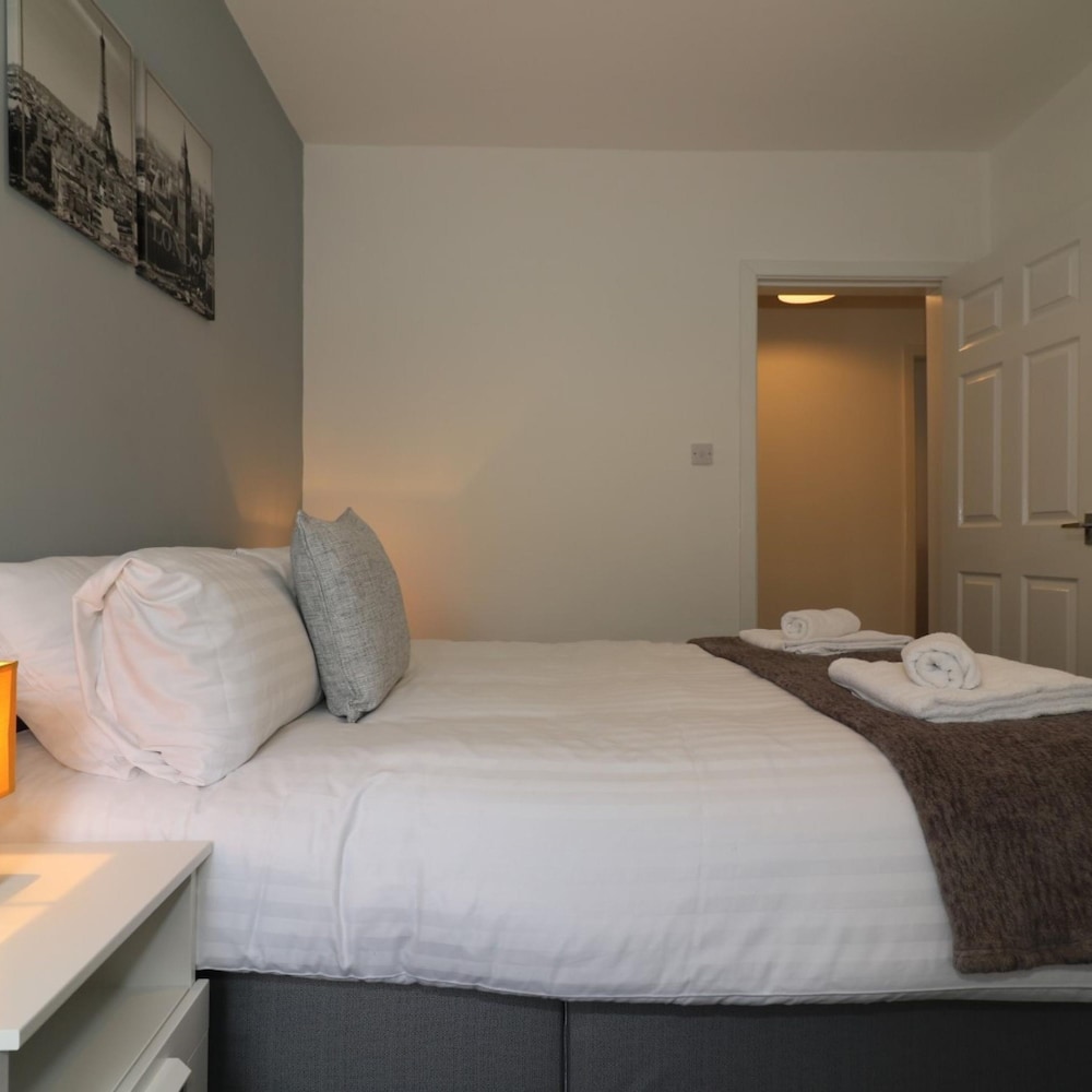 Newbattle House Airdrie view 5