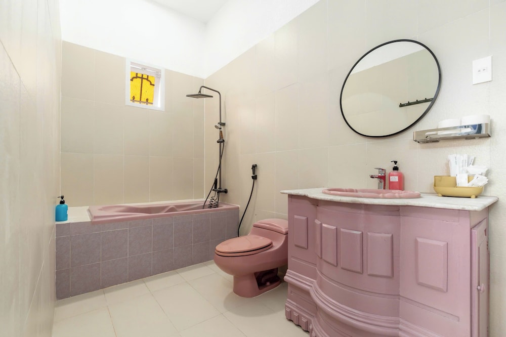 Lux white villa 9 Bedrooms