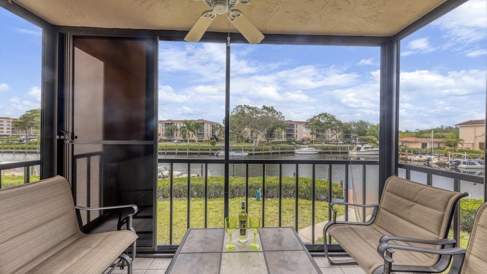 Quiet Condo Near Downtown Punta Gorda 2 Bedroom Condo