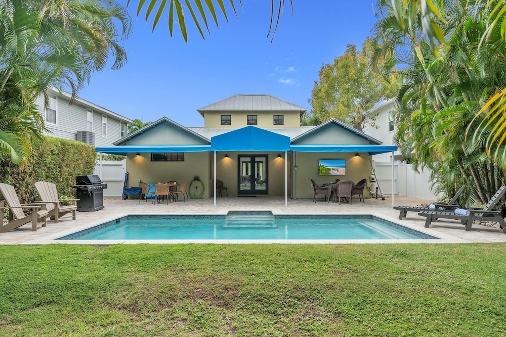 Chilli Fish 4 Bedroom Home