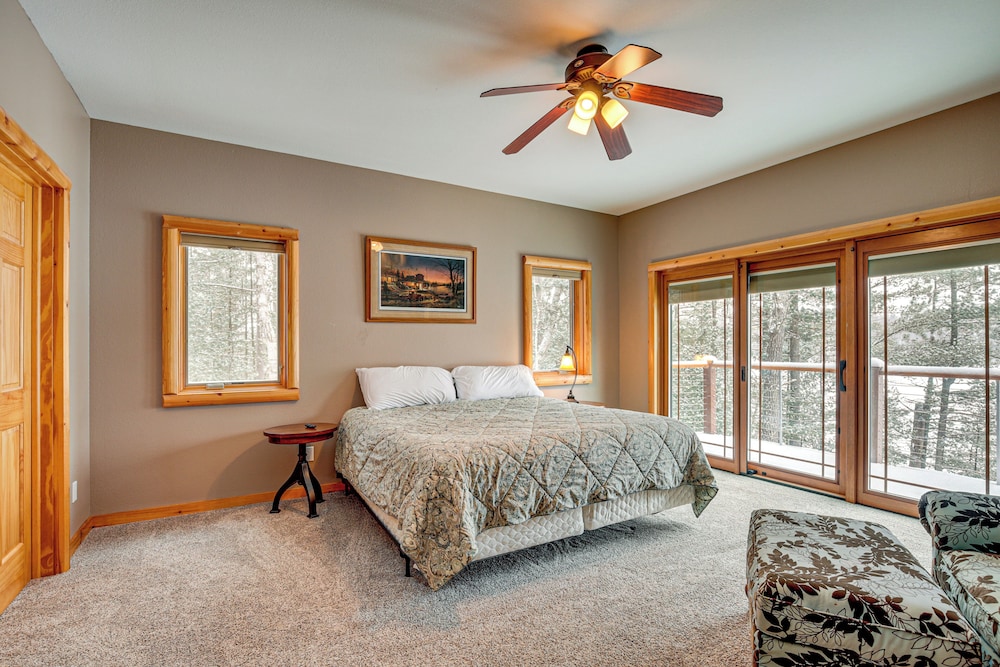 Lakefront Gem w/ Dock & Views in Lac Du Flambeau