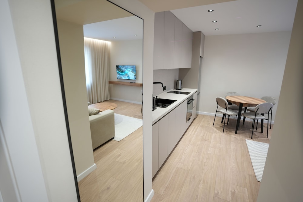 Huqi Luxury Apartments