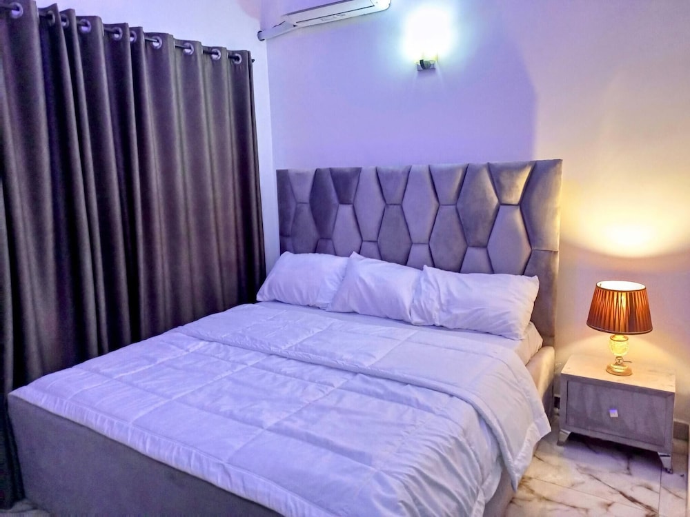 Lovely 2-bedroom Serviced Apartment With a Balcony view 3