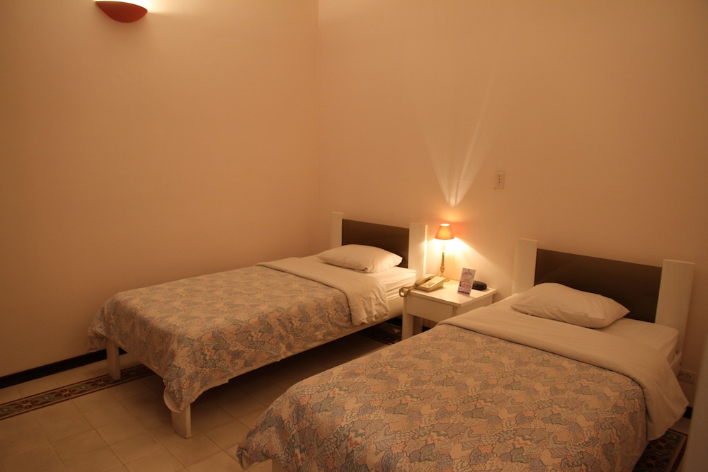 Hotel Fleur De Lys - Property Image 34